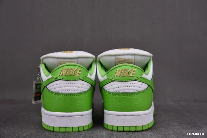 Jordan Frozen AQ9129-001 4 WMNS Air Moments 1027